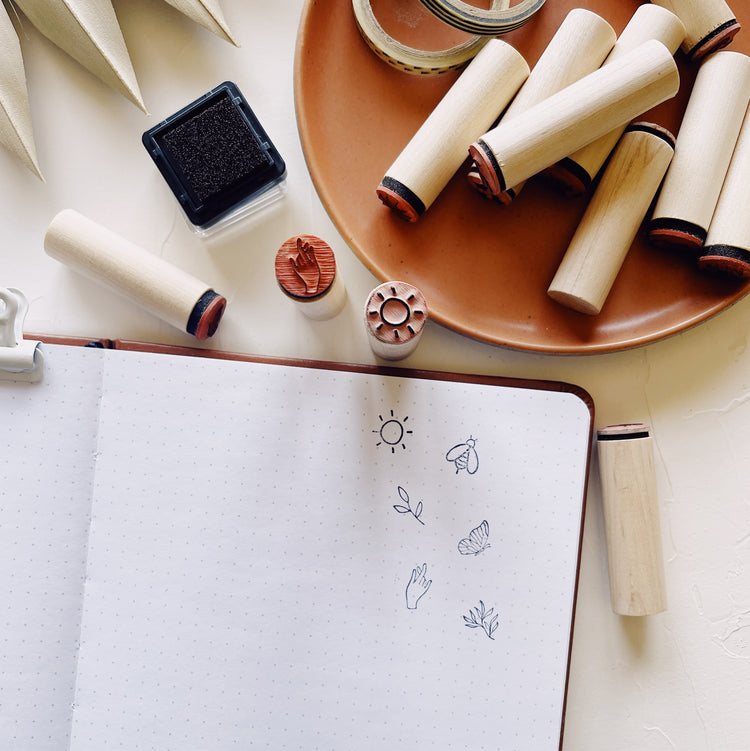 Mini Rubber Stamp - Tulip