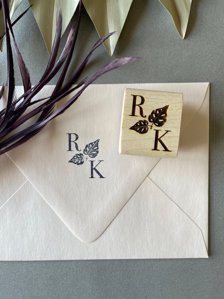 Custom Wedding Stamp - Monstera leaf with initials